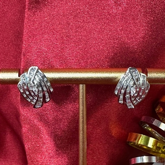 Sterling Silver Plated Crystal Stud Earrings - Picture 1 of 15